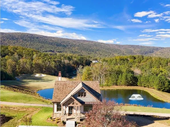 438 Arrowridge Dr, Waleska, GA 30183