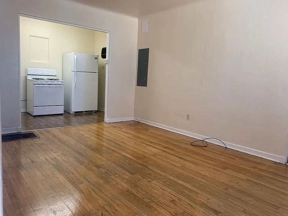 Pet Friendly 1-Bedroom Apartments