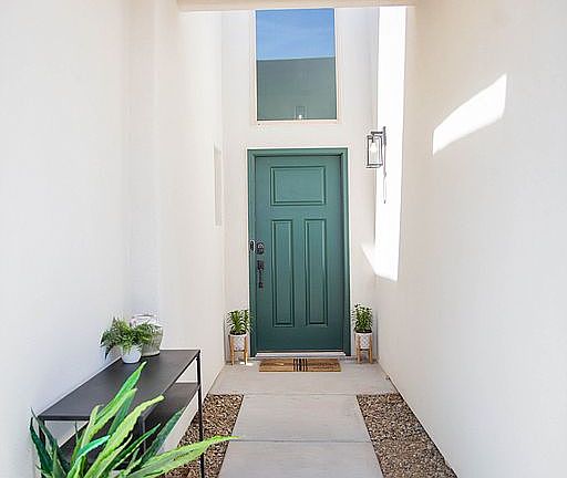 3rd image of 3647 Santa Adriana Ave