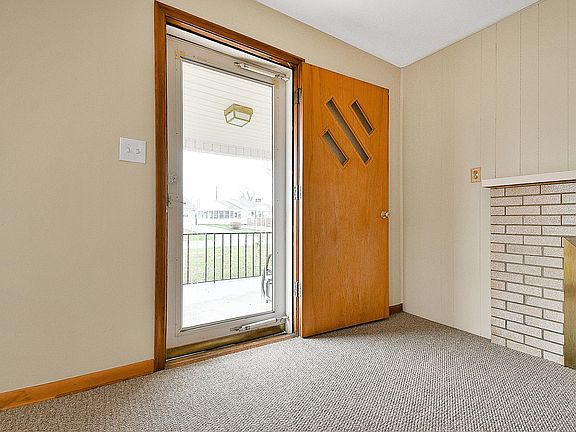 4th image of 5344 Conklin Dr