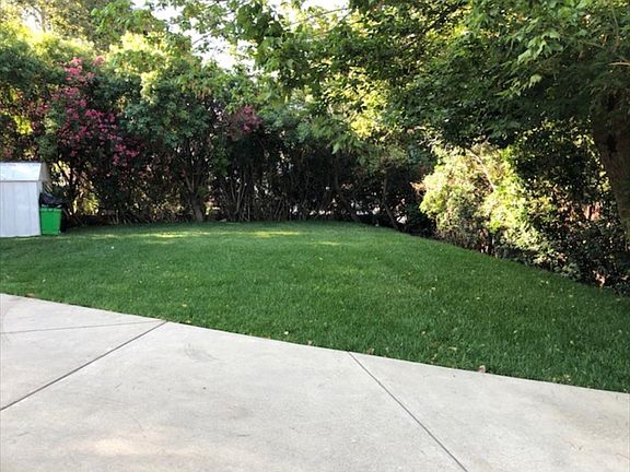 5th image of 9614 Sunland Pl