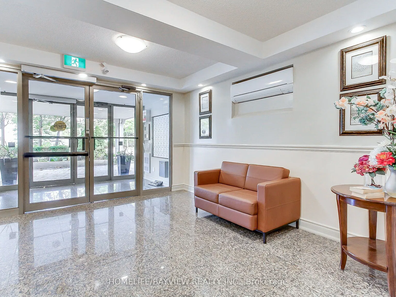1 bed, $2,300 — Photo 2