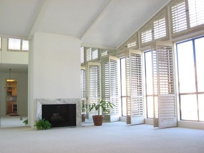 11805 Mayfield Ave, Los Angeles, CA, 90049