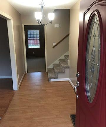 3rd image of 113 Knob Creek Ln
