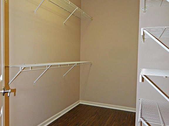 4th image of 9135 Kettering Way