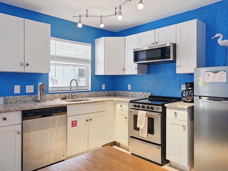 199 Tyler Ave #2 — Photo 3