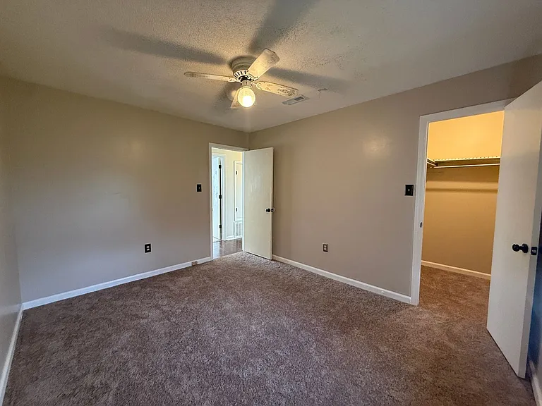 3313 Camak Dr — Photo 9