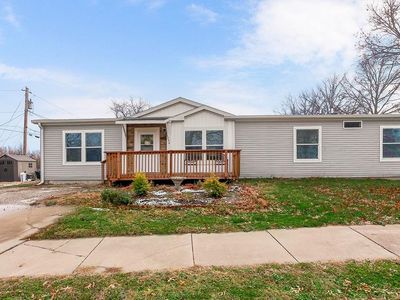 904 E Wilson St, Ottawa, KS, 66067
