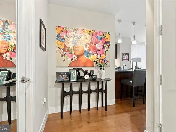 1414 S Penn Sq Unit 22H, Philadelphia, PA 19102