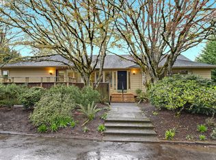 4275 SW Crestwood Dr, Portland, OR 97225