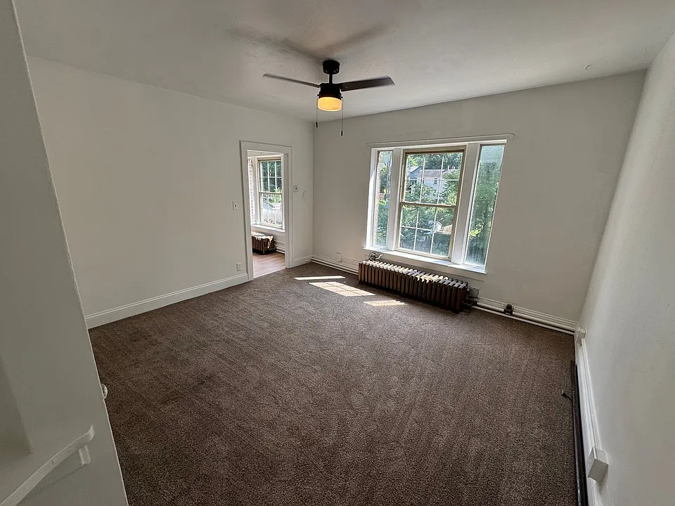 572 Chestnut