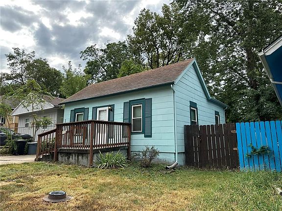3rd image of 3007 W 44th Ave