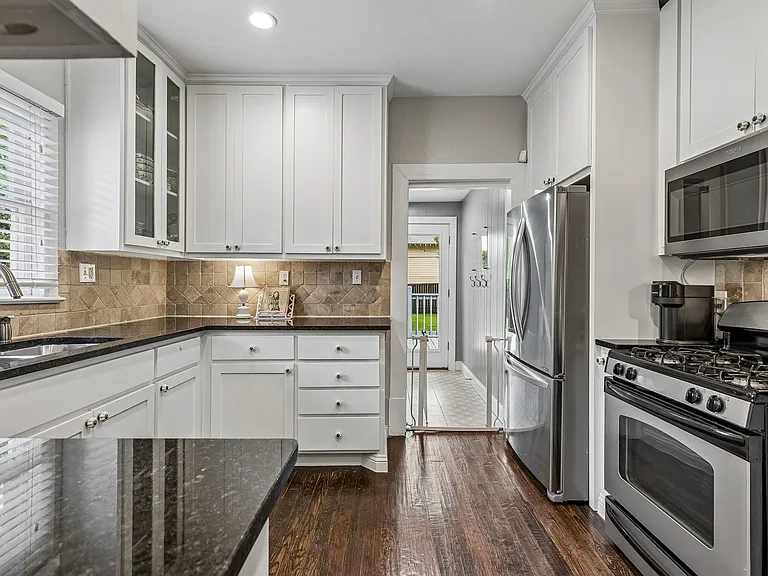902 N Edgefield Ave — Photo 26