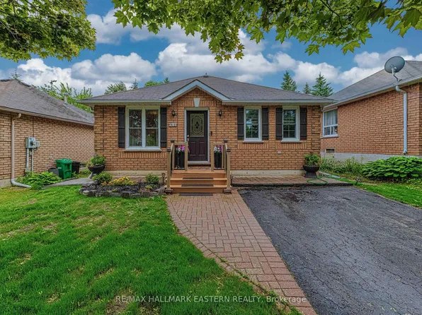 297 Towerhill Rd, Peterborough, ON K9H 7N1