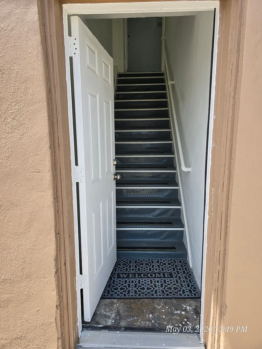 Building Photo - 922 Nimitz Dr #B