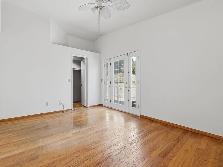11920 Avenida Marcella — Photo 14