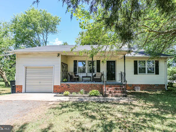 3003 McKinney Blvd, Colonial Beach, VA 22443