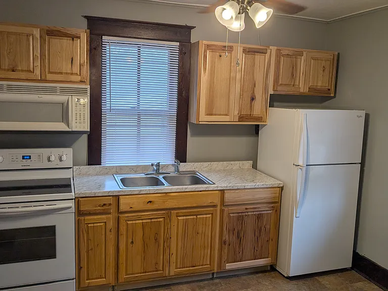 2139 Raphine Rd #B — Photo 11