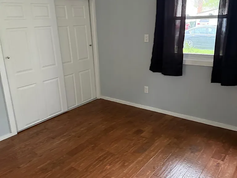 120 W Warren St — Photo 12