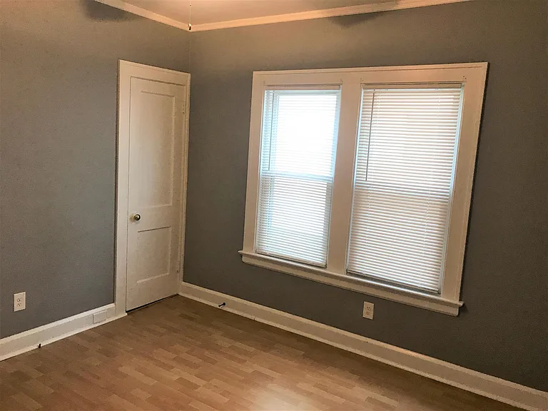 1331 Andrews Ave — Photo 7