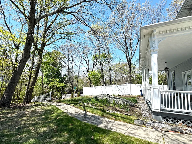 6 Rockland Pl #6 — Photo 4
