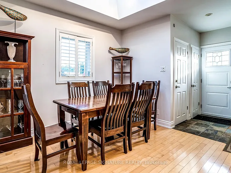 33 Athlone Rd #MAIN FL — Photo 14