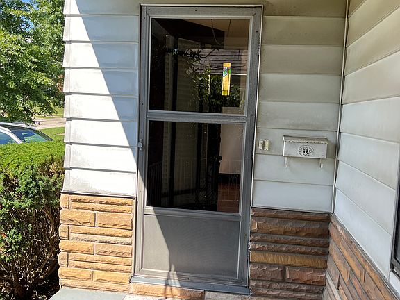 2nd image of 3446 Alta Vista Ave