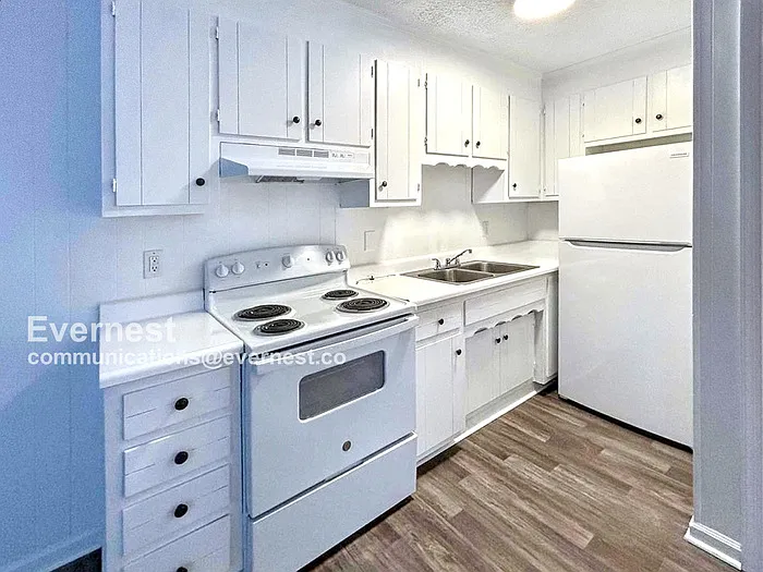 5003 Alan Dr #C — Photo 5