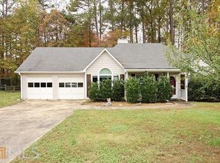 38 Boones Ridge Dr, Acworth, GA 30102