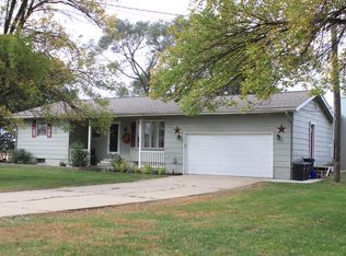 28230 W Thome Rd, Rock Falls, IL 61071