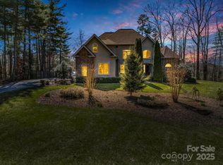84 Bloomingdale Dr, Fletcher, NC 28732