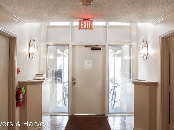 3rd image of 612 Madison St APT 8
