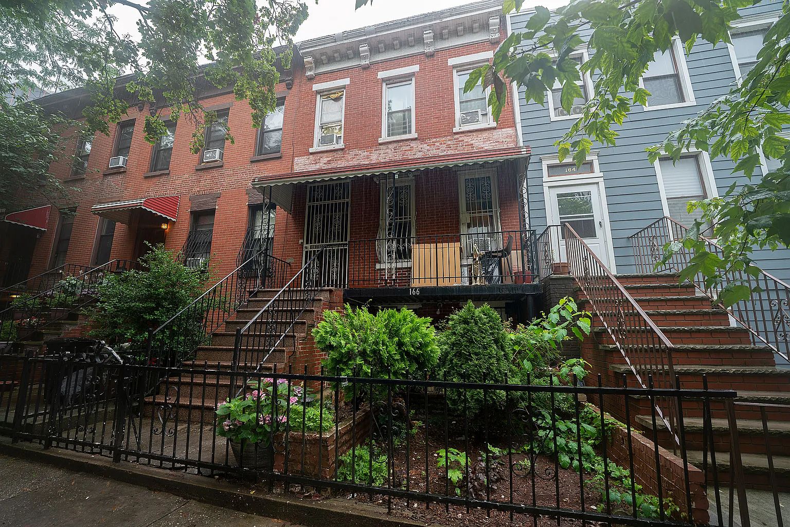 166 12th St, Brooklyn, NY 11215 | Zillow