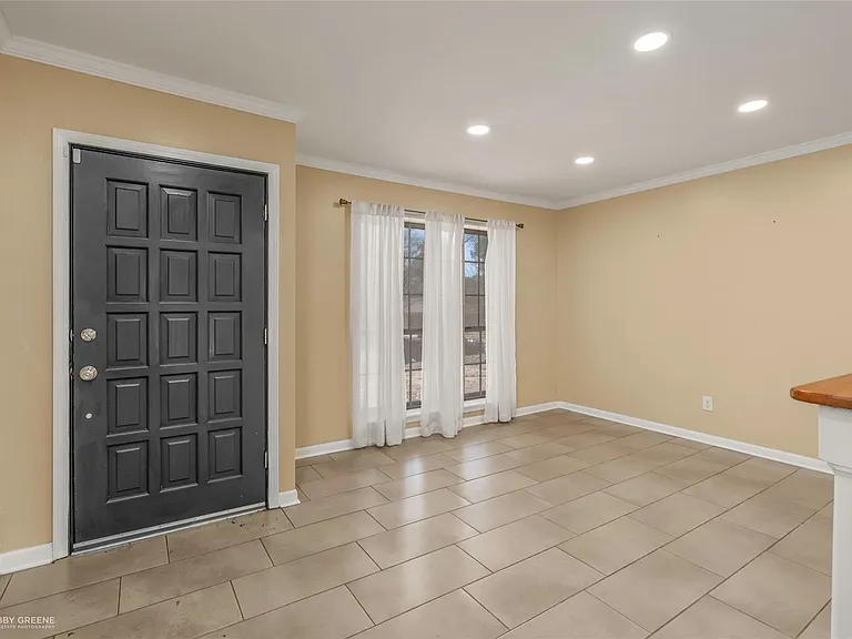 9346 Shartel Dr — Photo 12