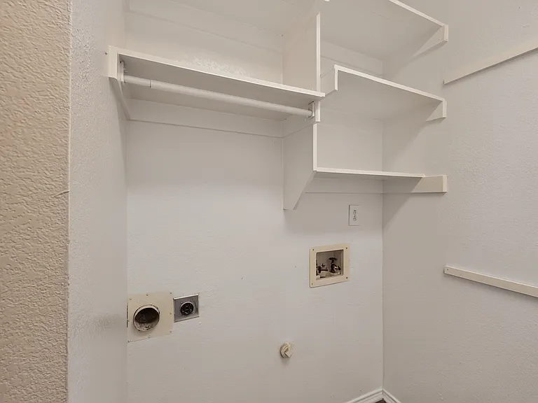 7008 Jasper Dr — Photo 29