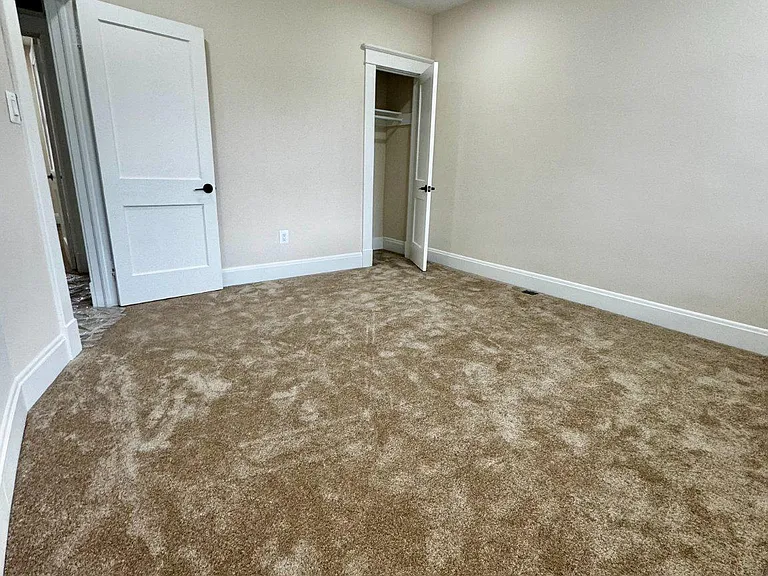 2613 Chesterfield Ave — Photo 15