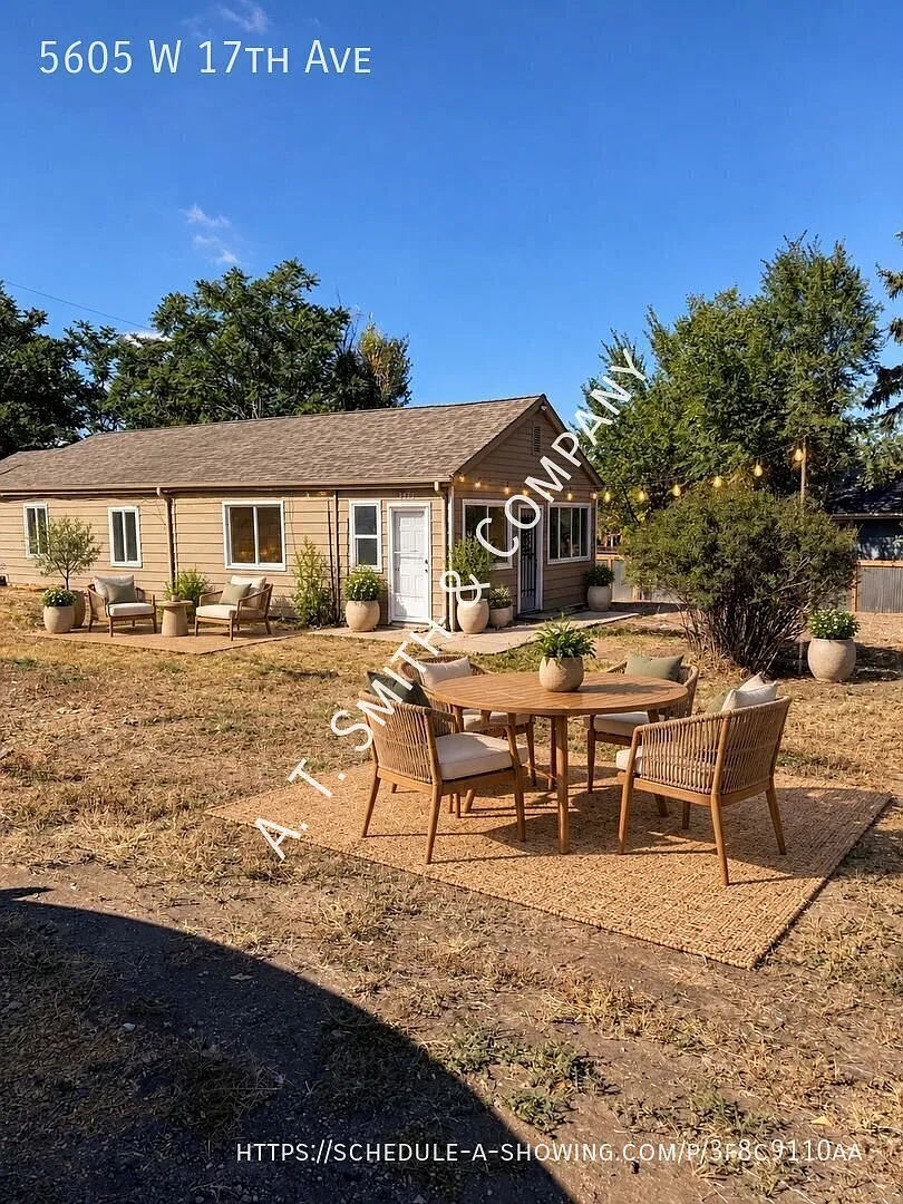 3-Bedroom Ranch Home with Bonus Room & Fenced Yard in Lakewood! — Photo 1