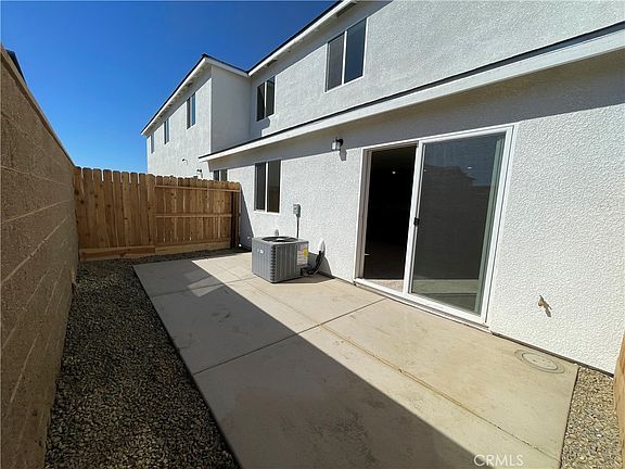 5th image of 732 Stone Ridge East Ave