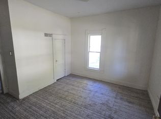403 W Elm St #2, Carbondale, IL 62901