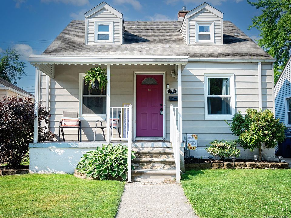 1st image of 939 White Ave