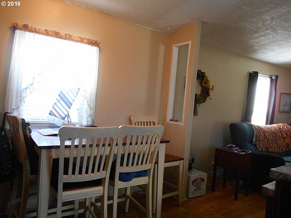 5th image of 6816 NE 131st Ave