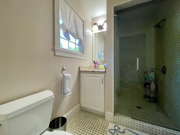 5 Beech Crest Rd — Photo 34