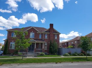1 Juglans Cres #BASEMENT, Whitchurch Stouffville, ON L4A1S5