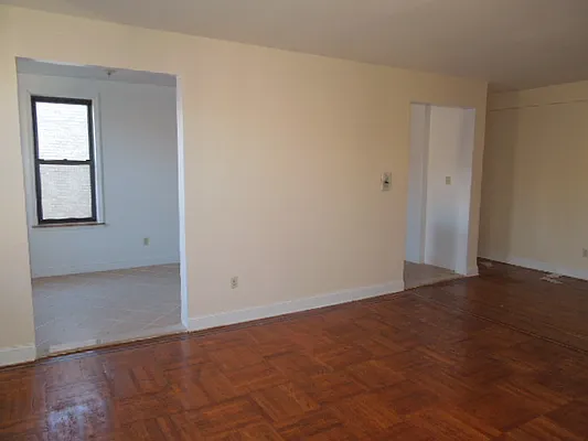 Rented by Washington Realty Corp. | media 24