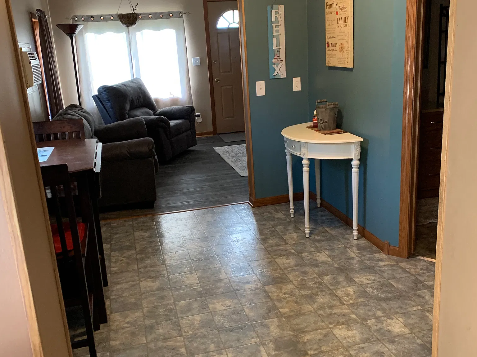 708 Mississippi Ave NW — Photo 3