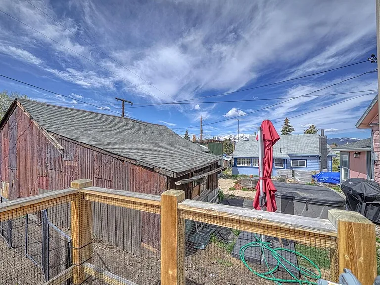 203 Chestnut St — Photo 22