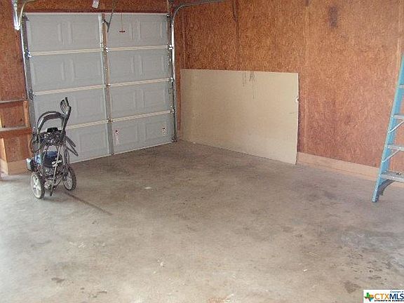 3rd image of 335 Susie Dr