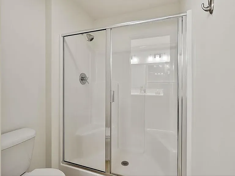 3272 Maitland Dr — Photo 27