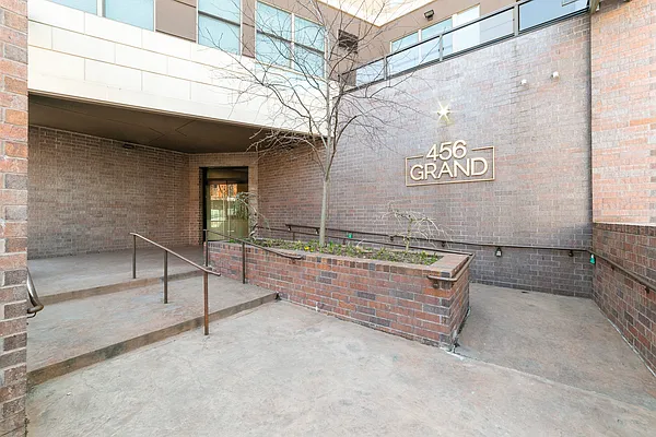 Rented by MNS | media 15