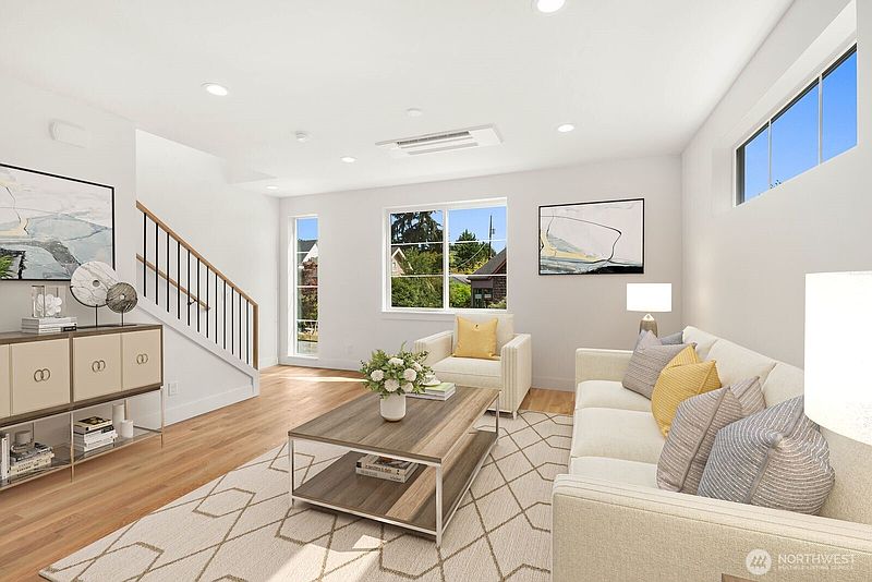 3rd image of 3934 S Angeline Street
